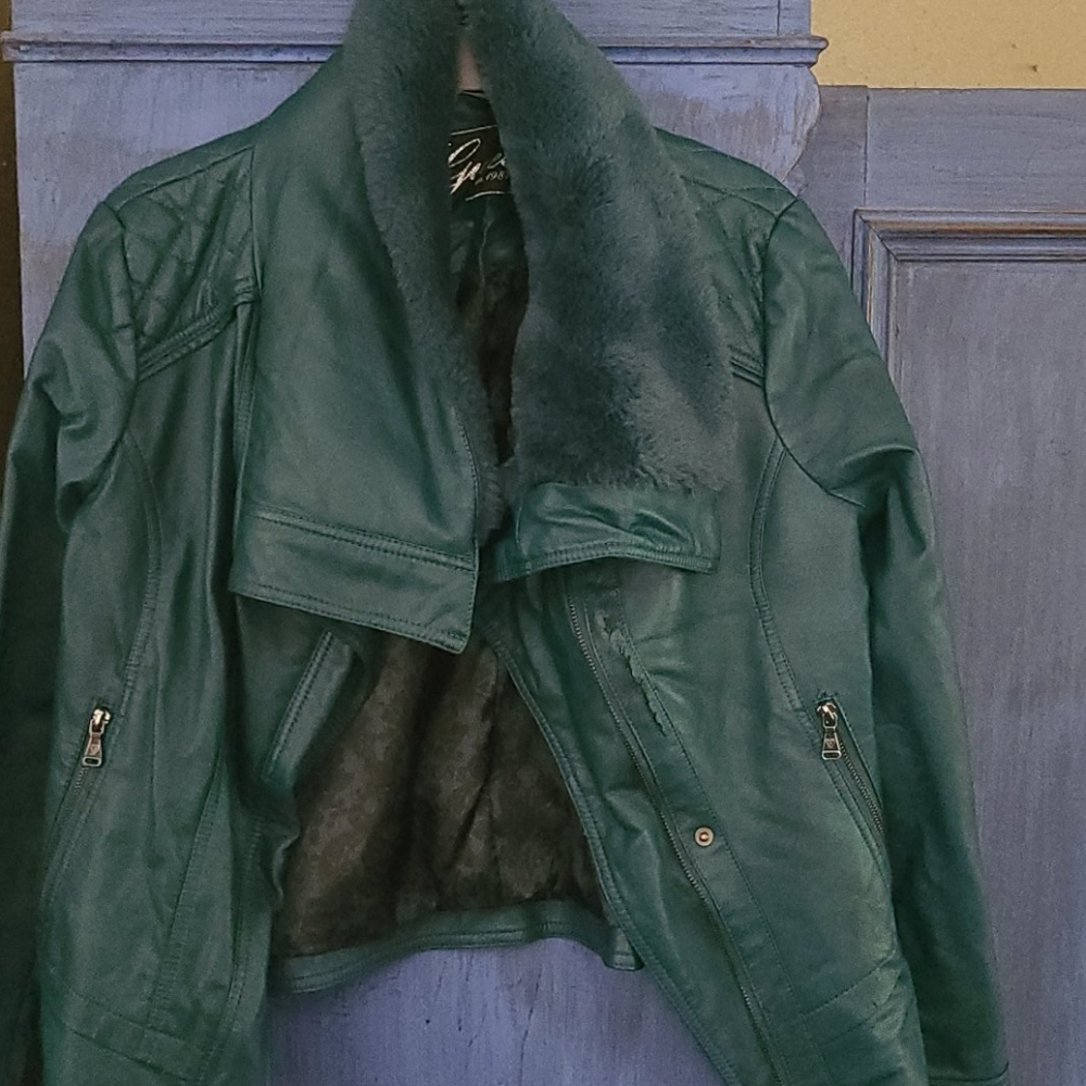 Guess Jacket - Picture 1 of 8